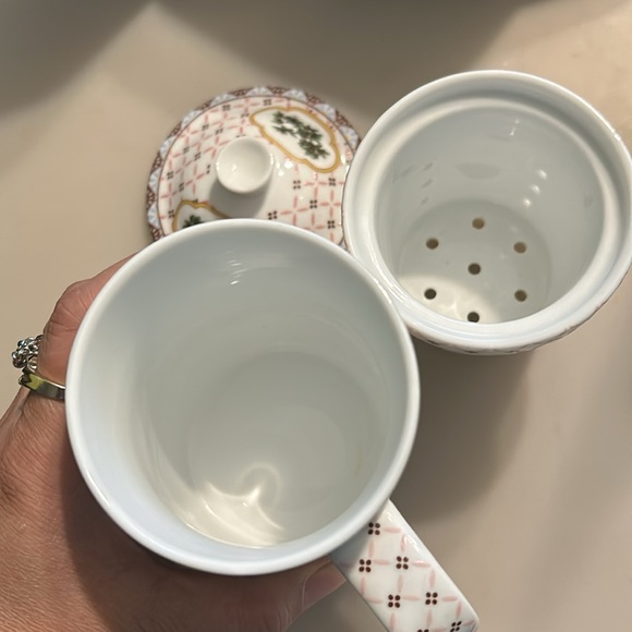 3 piece Porcelain Tea Infuser Set with Cup Infuser and Lid - Picture 3 of 3